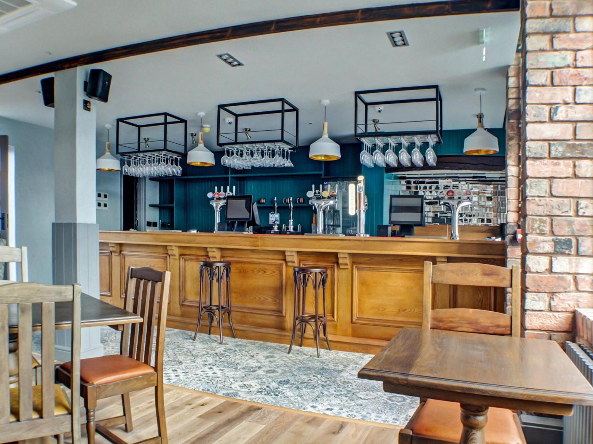 Oyo Tamworth Arms Boutique Pub & Hotel Exterior photo